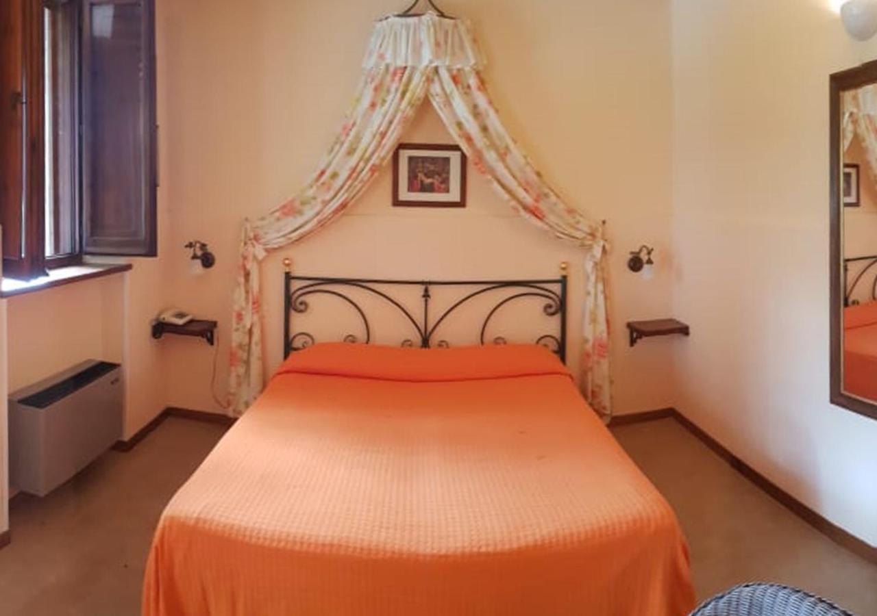 Il Colombaio Agriturismo Montegabbione ภายนอก รูปภาพ